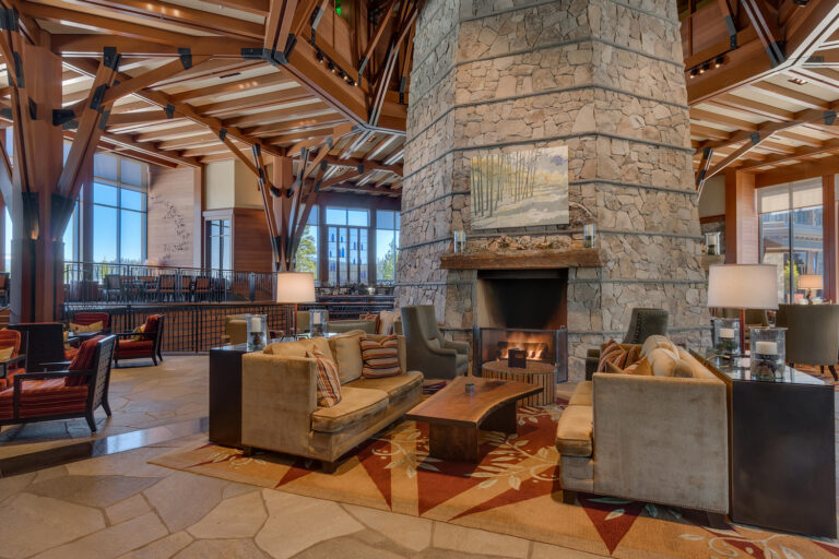 Best Lakeside Penthouse Hotels in the US: An Editorial Authority Pillar