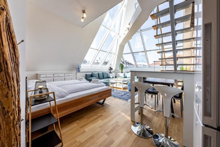 Penthouse Hotel Reservation Options: A Definitive Editorial Analysis